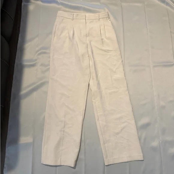 Aritzia The Effortless Pant™ - Crepette™ in Light Birch SZ 10 - Picture 6 of 10